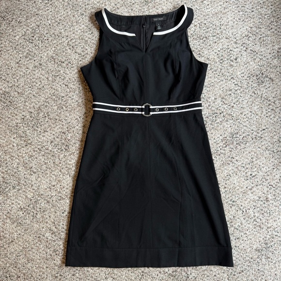 White House Black Market Dresses & Skirts - White House Black Market Sleeveless Split Neck Built-in Belt Sheath Dress Size 8